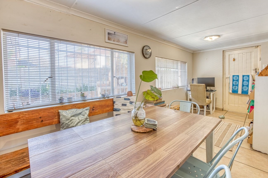 3 Bedroom Property for Sale in Sunnyridge Eastern Cape